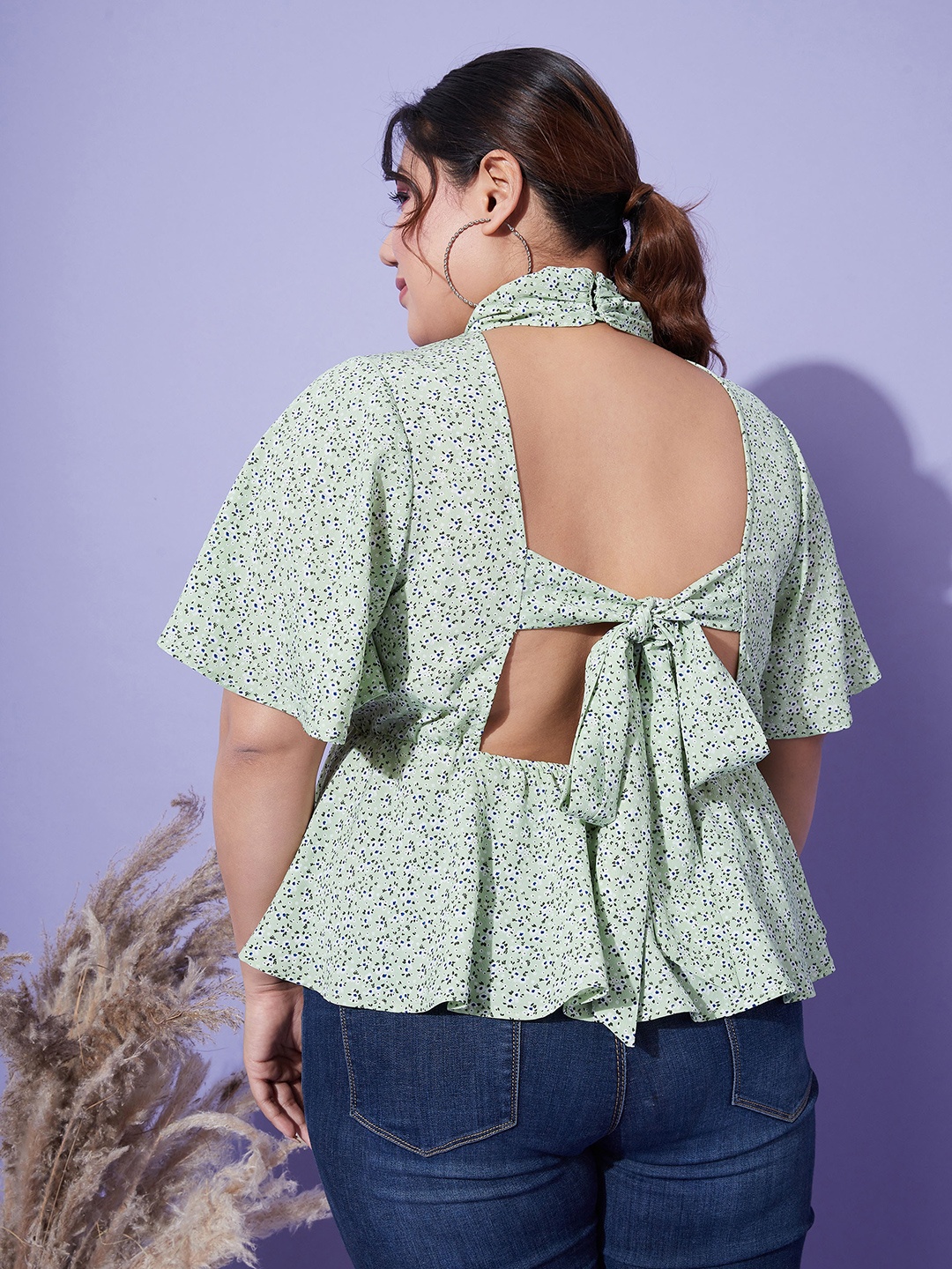 

SASSAFRAS Curve Print Georgette Styled Back Top, Green