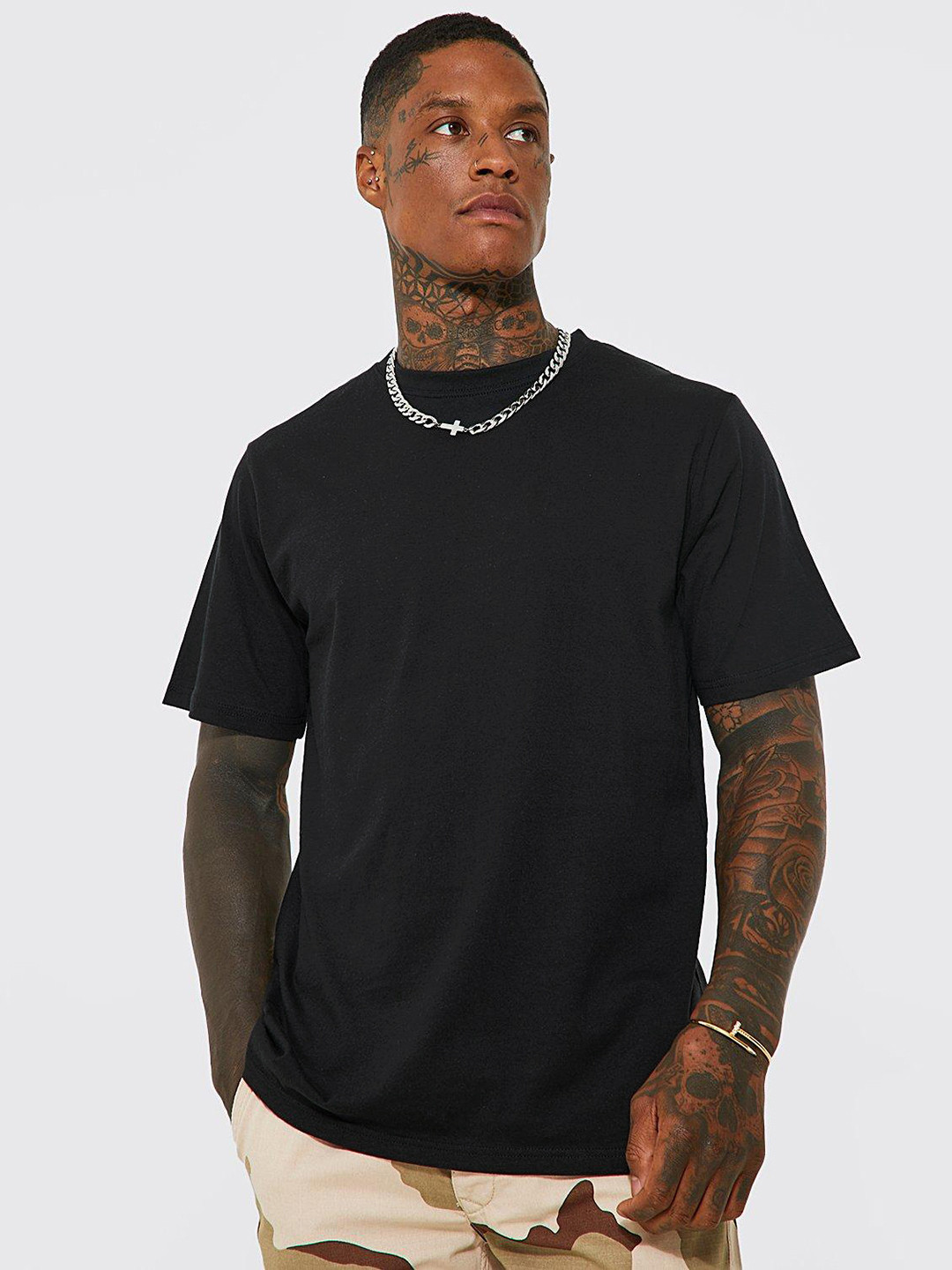 

boohooMAN Solid Pure Cotton T-shirt, Black
