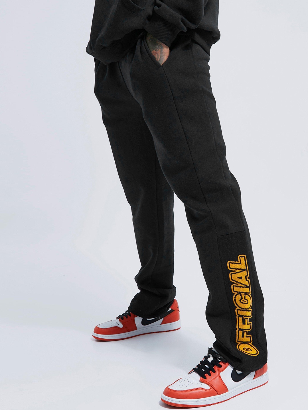 

boohooMAN Regular Fit Official Jacquard Panel Track Pants, Navy blue