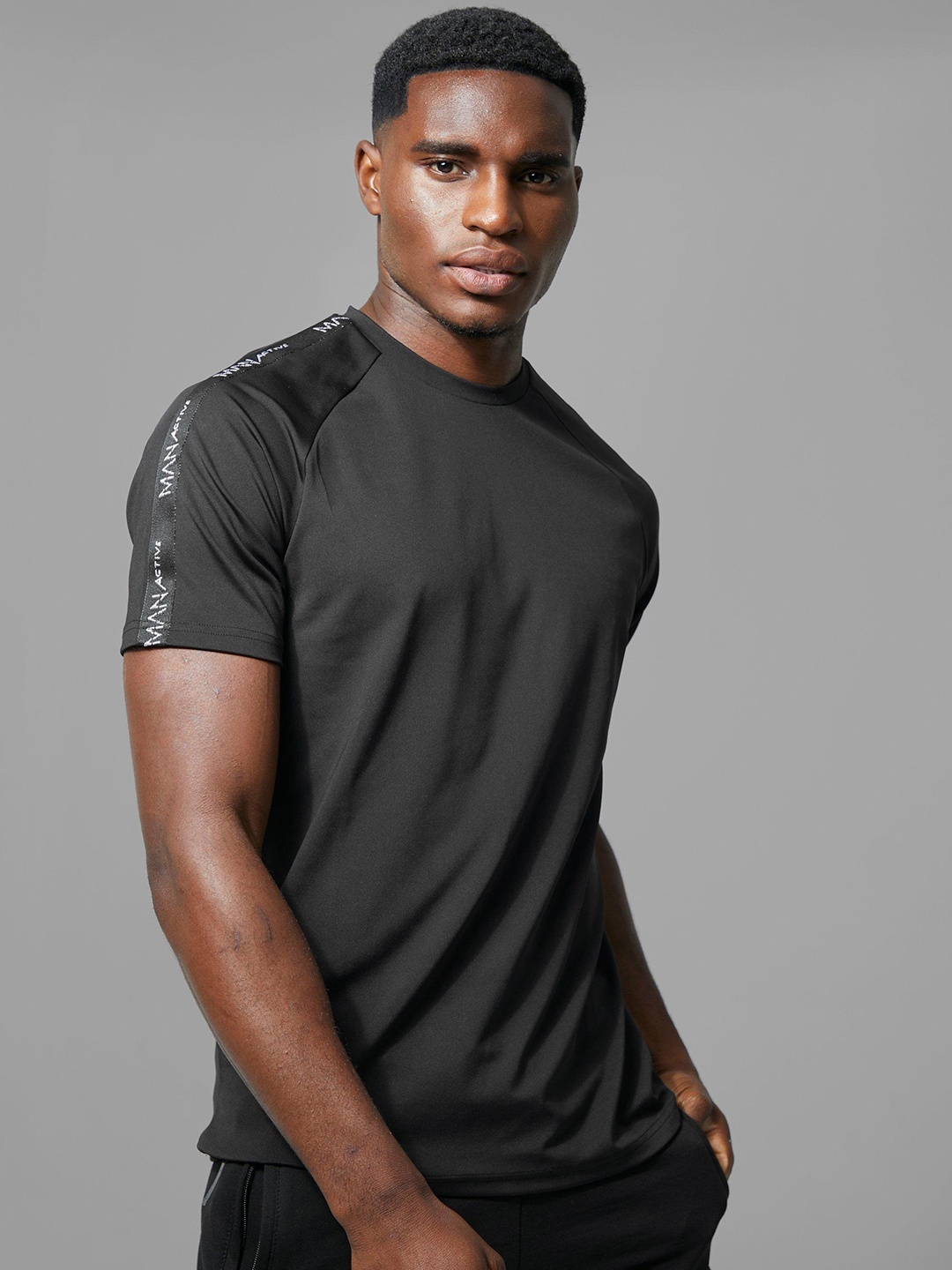 

boohooMAN Active Tape Detail T-shirt, Charcoal