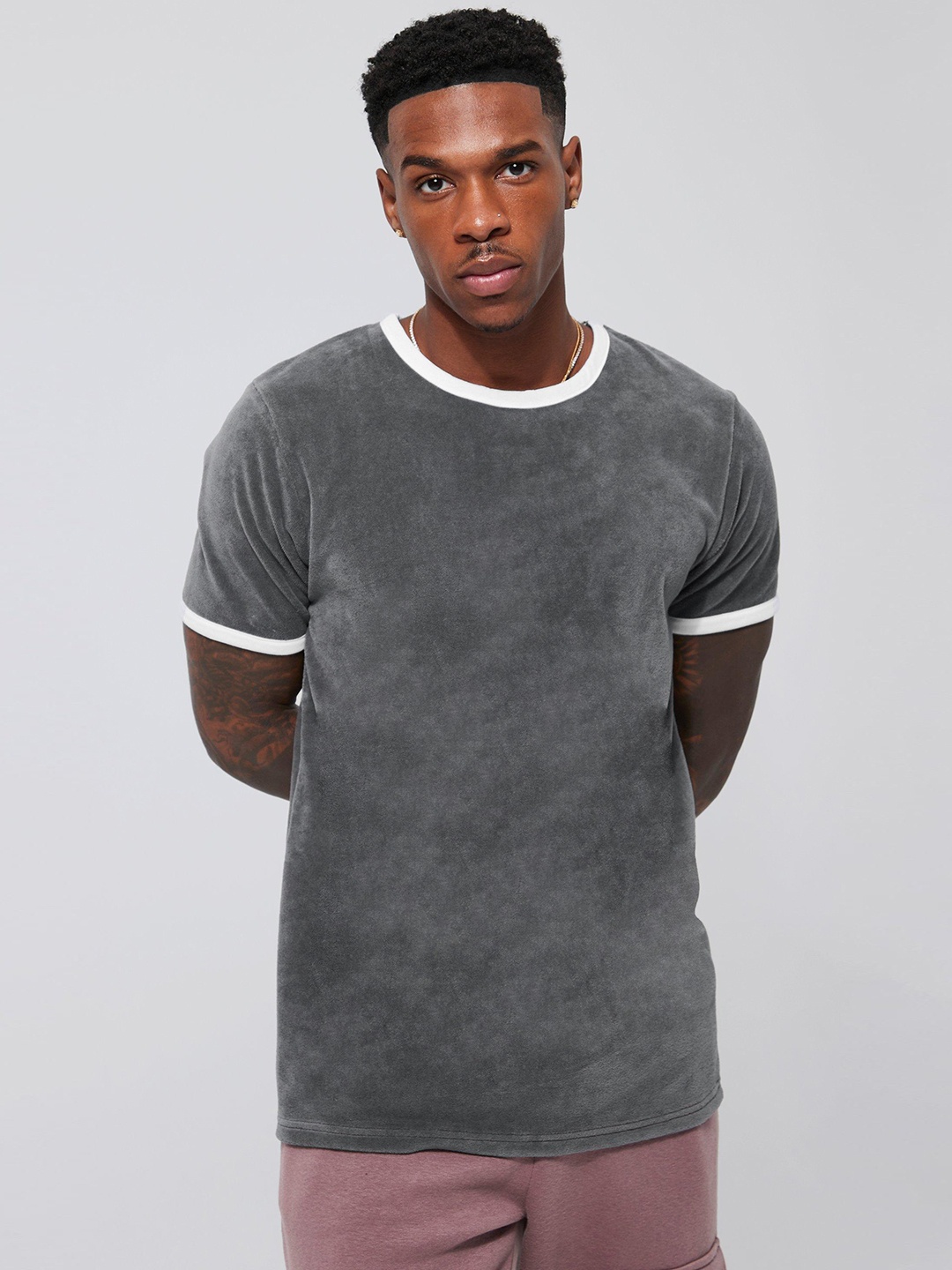 

boohooMAN Velour Slim Fit T-shirt, Grey