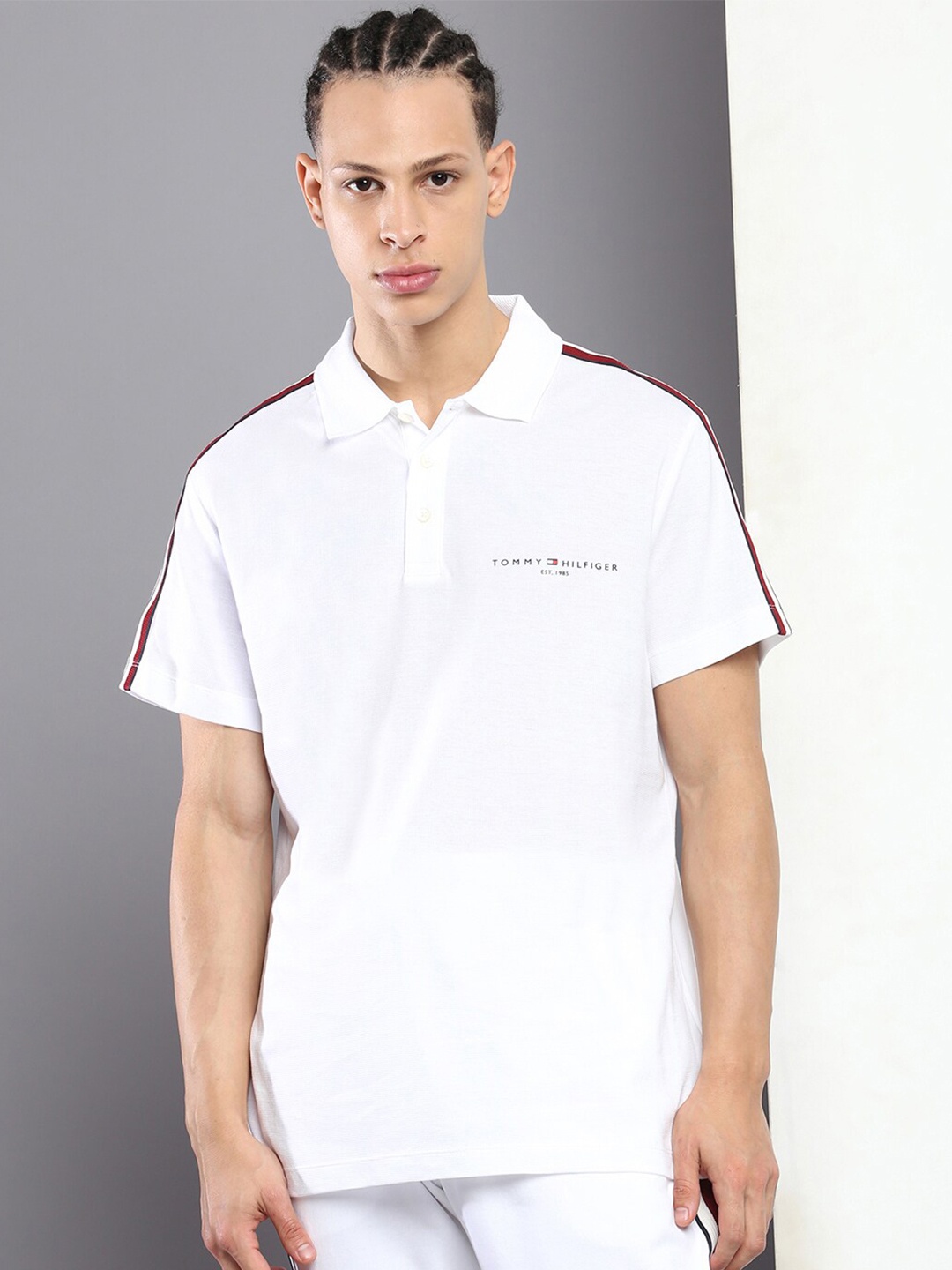 

Tommy Hilfiger Men Polo Collar Sleeve collar Cotton T-shirt, White