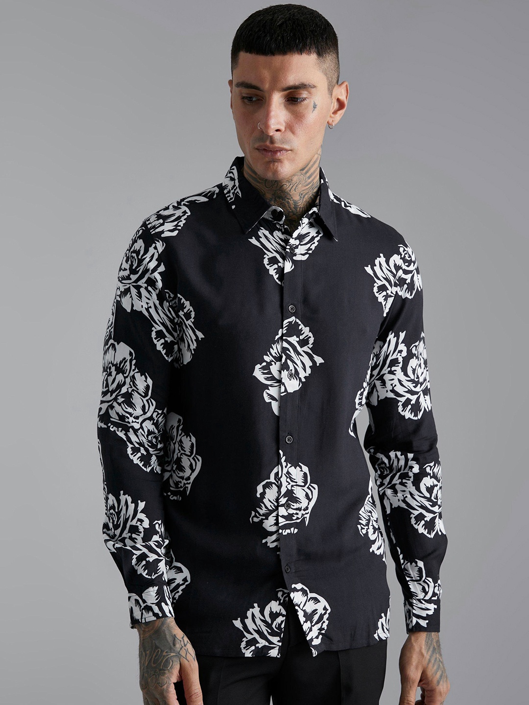 

boohooMAN Floral Printed Casual Shirt, Navy blue