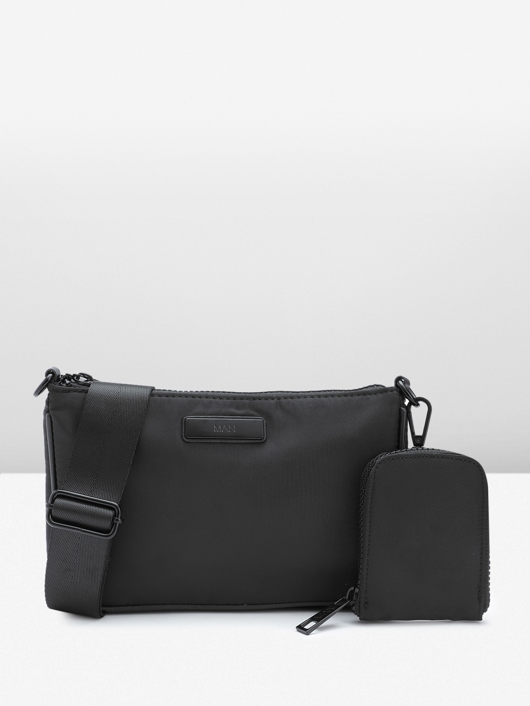 

boohooMAN Cross Body Messenger Bag, Black