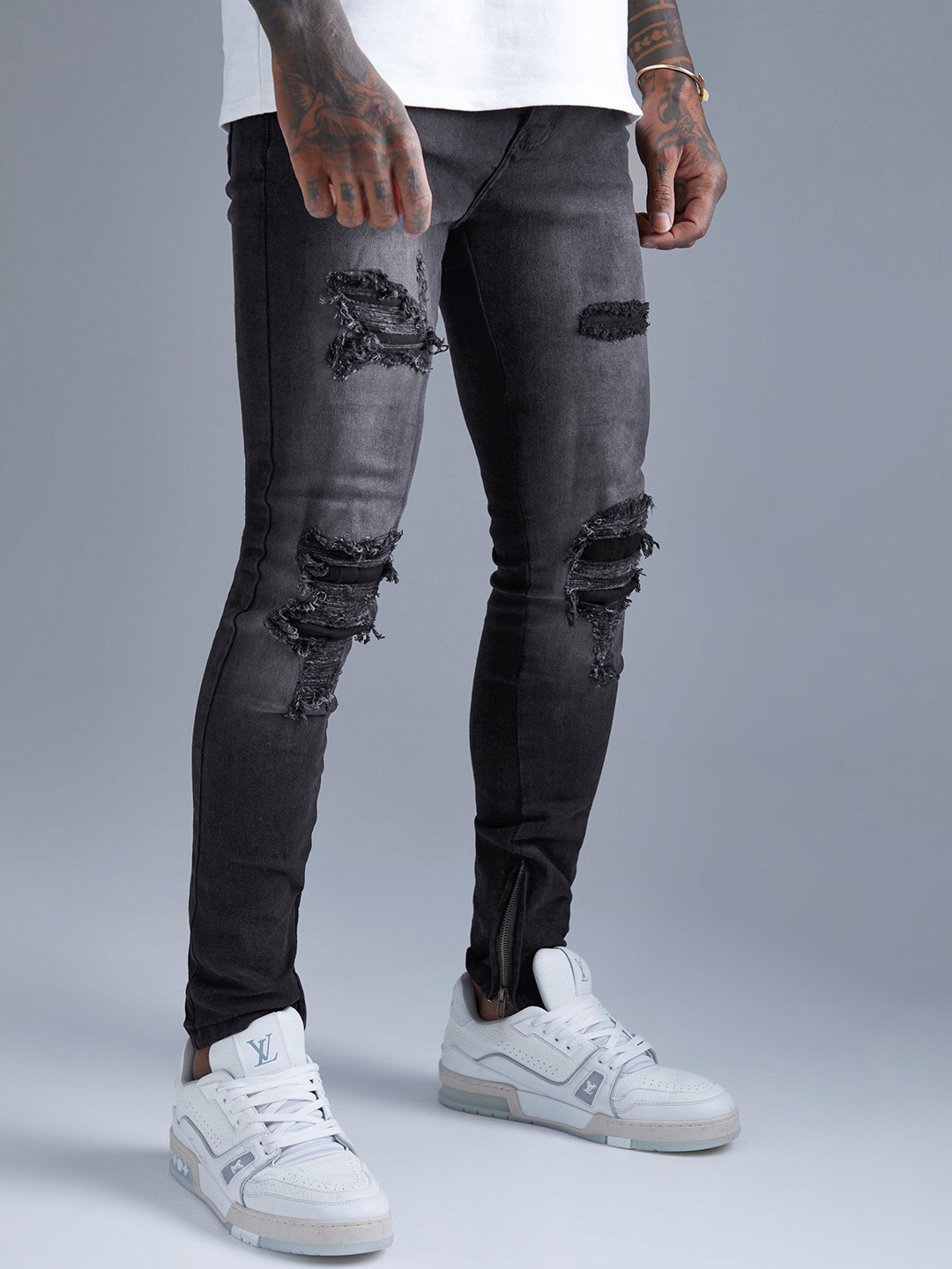

boohooMAN Super Skinny Fit All Over Rip & Repair Jeans, Navy blue