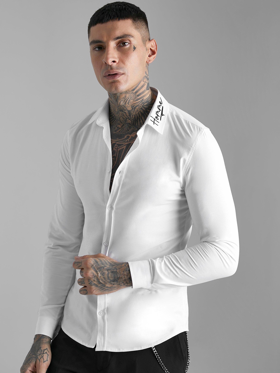 

boohooMAN Solid Muscle Fit Casual Shirt, White