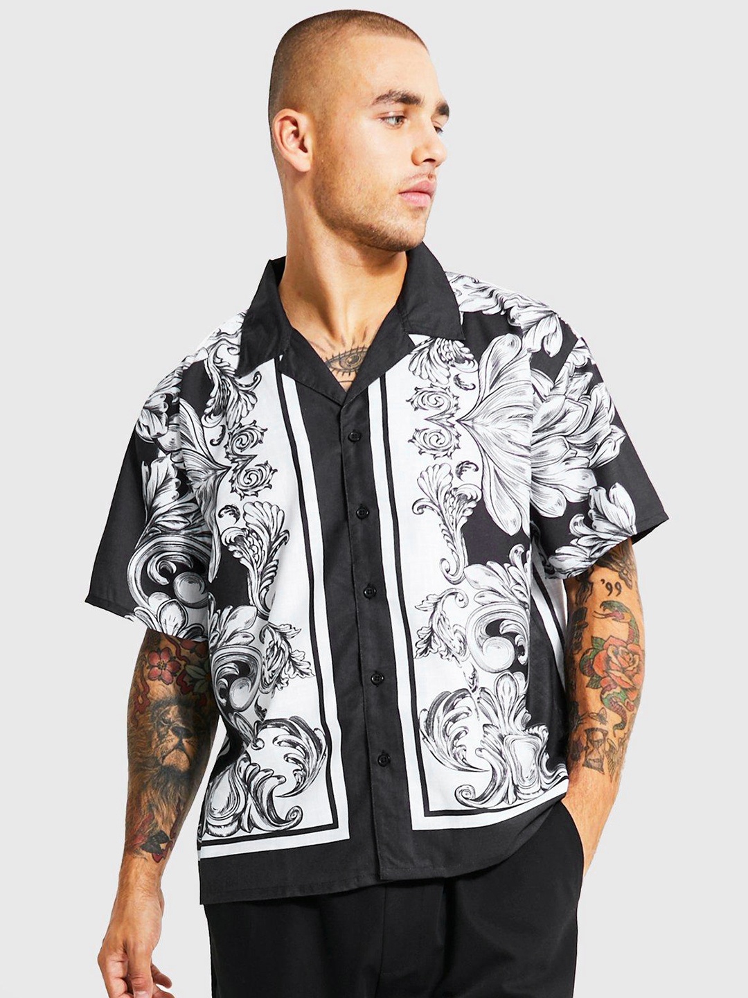

boohooMAN Printed Casual Shirt, Black