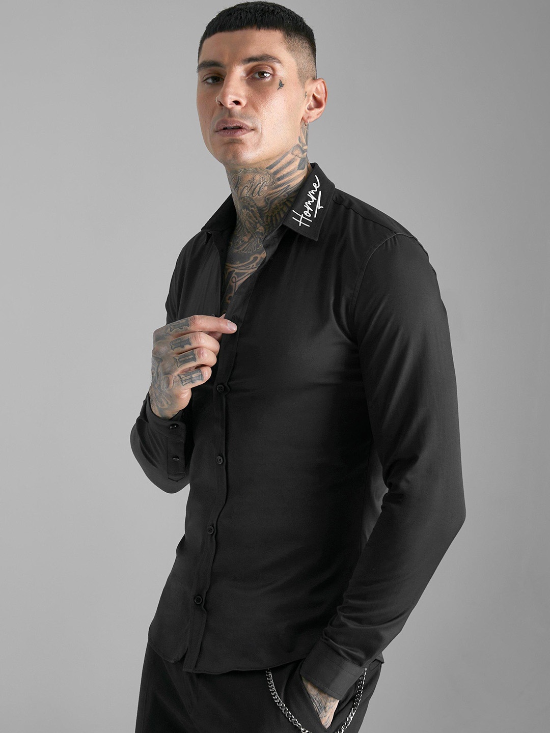 

boohooMAN Embriodered Collar Shirt, Black