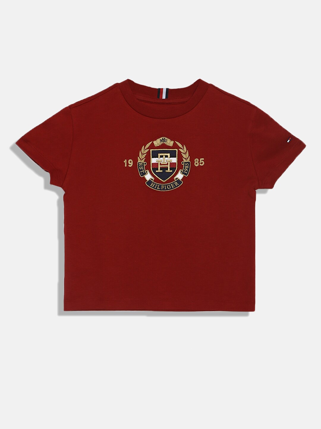 

Tommy Hilfiger Boys Brand Logo Embroidered Cotton T-shirt, Red