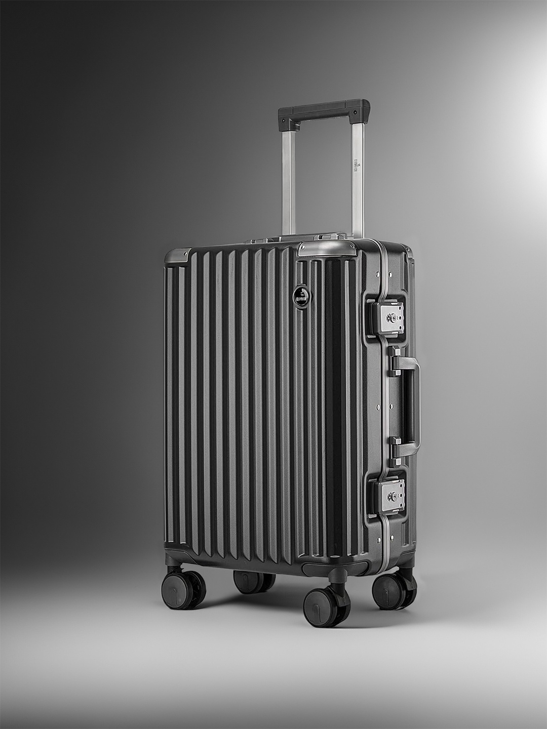 

THE CLOWNFISH Stark Textured Hard-Sided Medium Trolley Suitcase, Black
