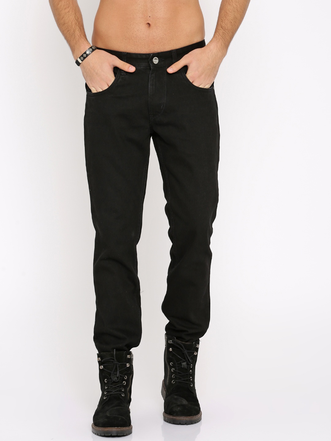 

Roadster Men Black Slim Fit Mid-Rise Clean Look Jeans