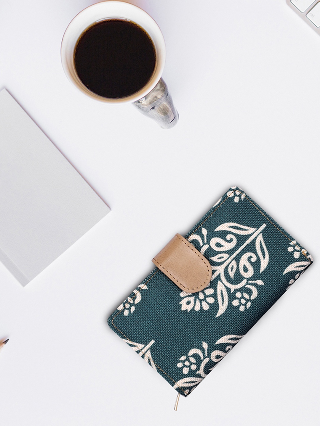 

THE CLOWNFISH Fab Women Ethnic Motifs Printed Zip Around Wallet, Green