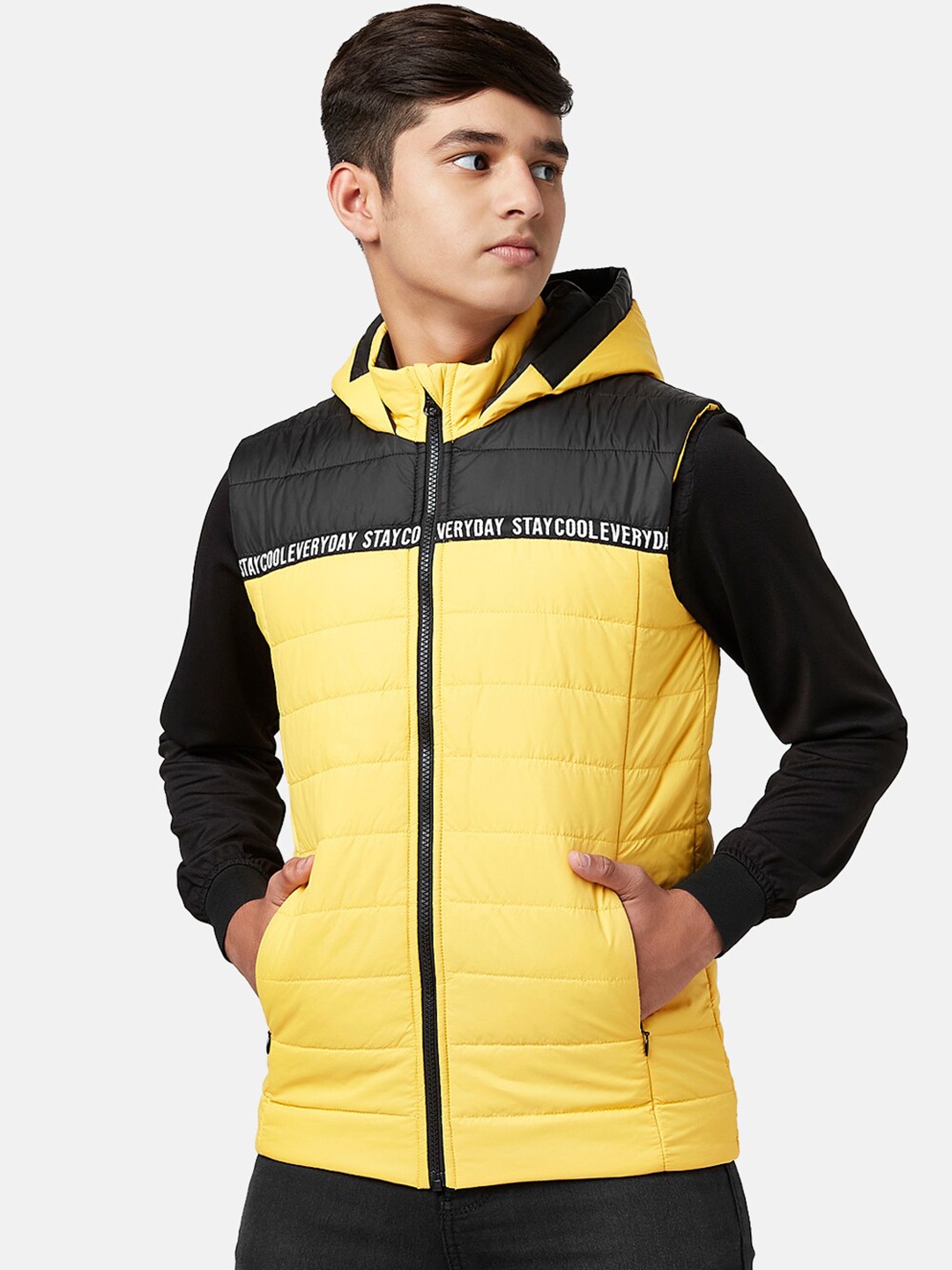 

Coolsters by Pantaloons Boys Colourblocked Hooded Padded Jacket with Patchwork, Yellow