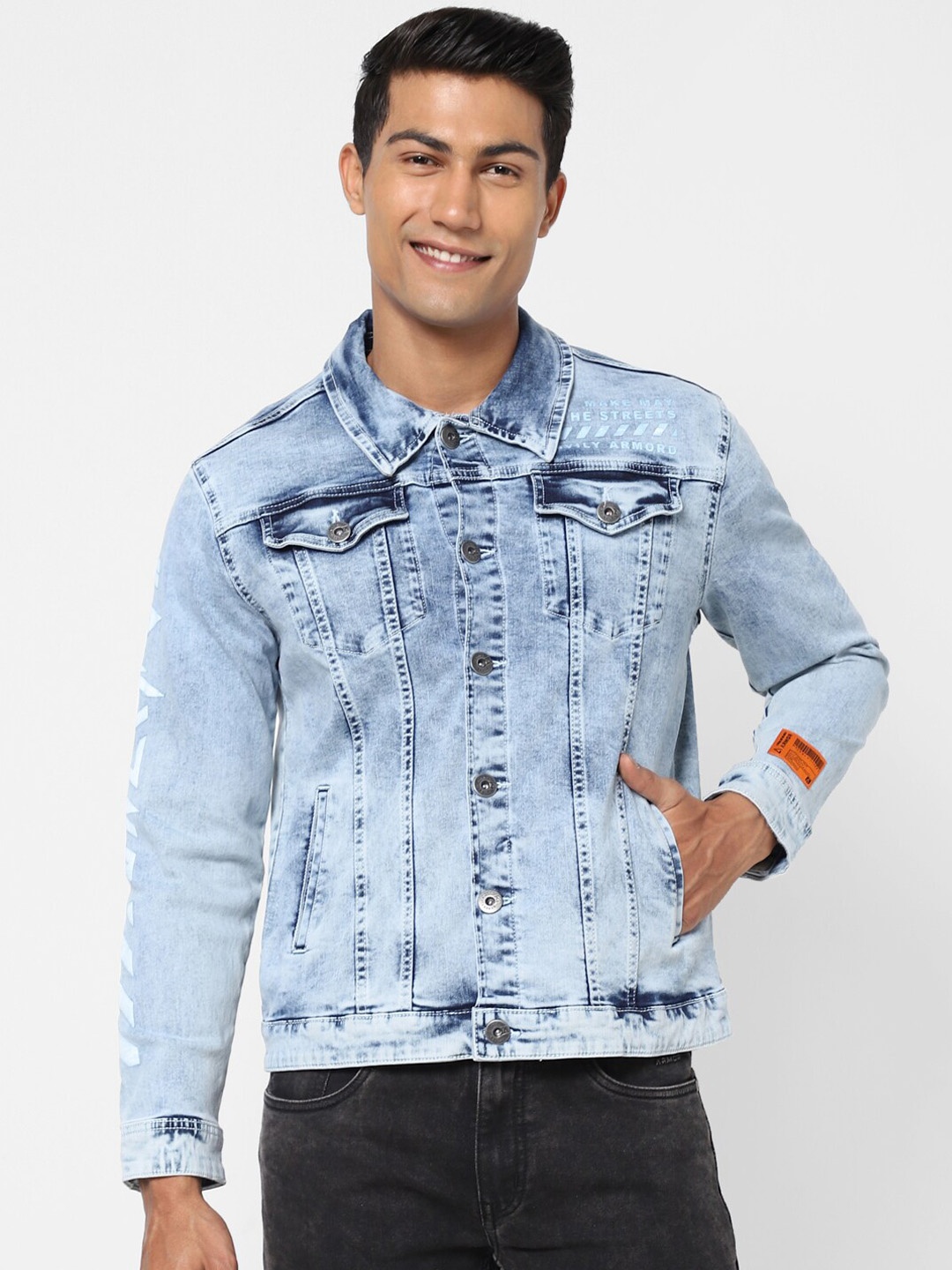 

Street Armor by Pantaloons Men Printed Washed Regular Denim Jacket, Blue