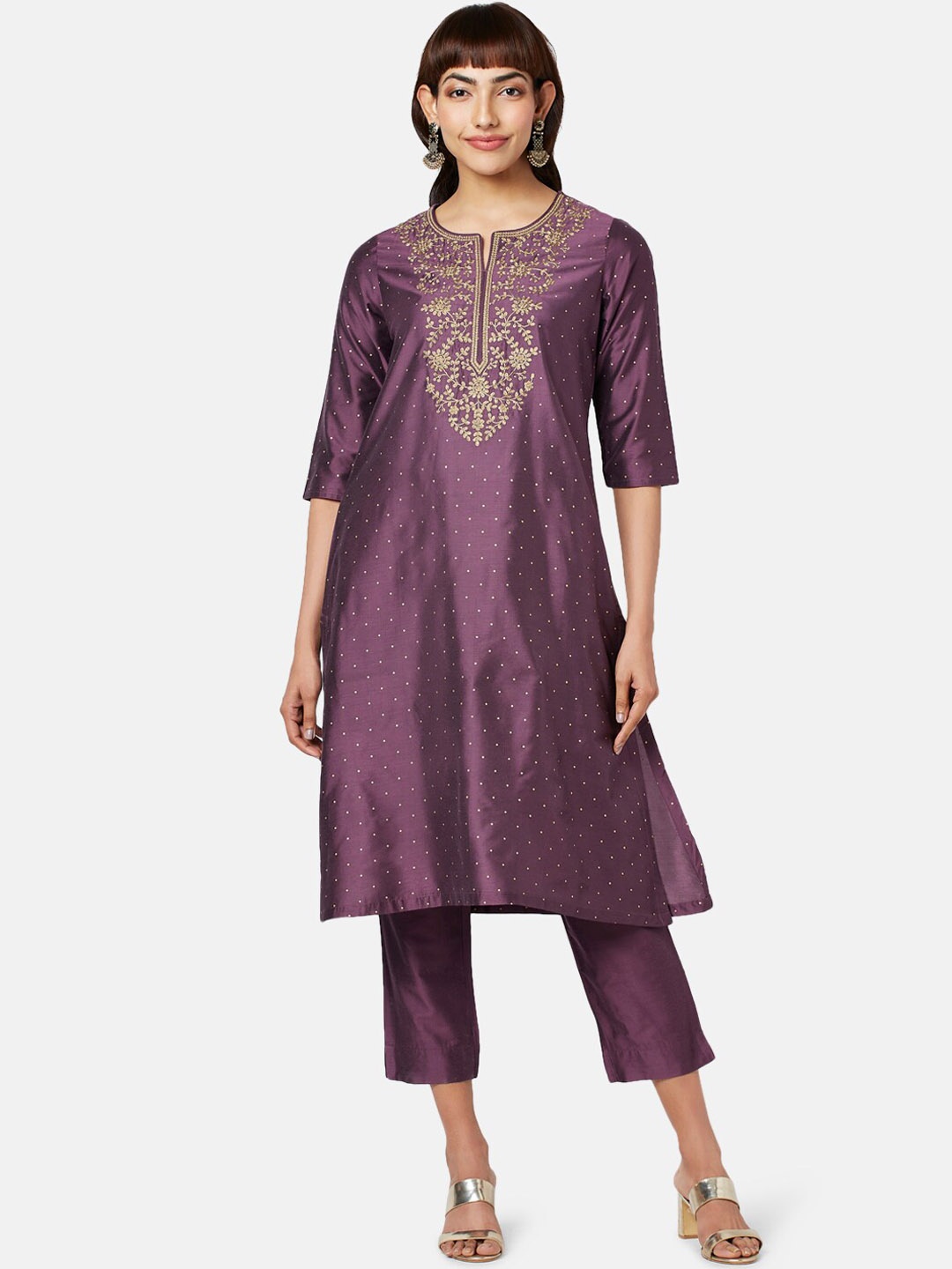 

RANGMANCH BY PANTALOONS Women Embroidered Kurta With Trousers & Dupatta, Purple