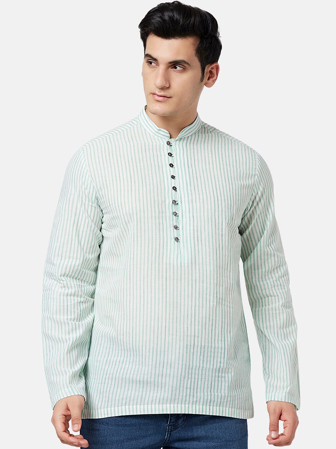 

indus route by PantaloonsMen Mandarin Collar Striped Cotton Kurta, Green