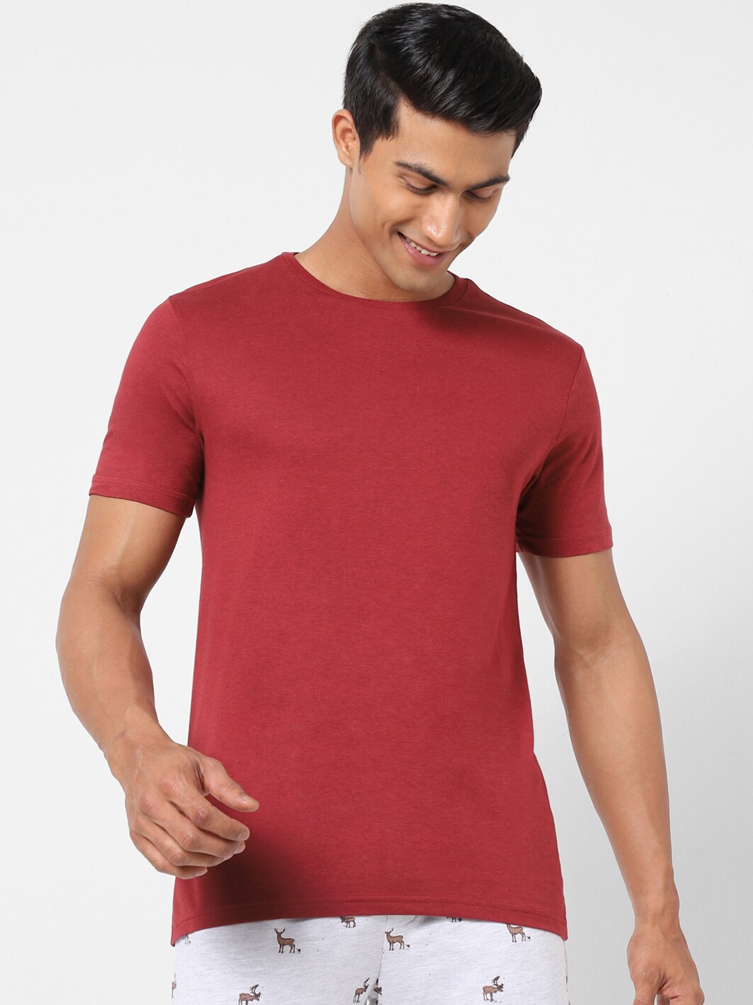 

Ajile by Pantaloons Round Neck Lounge T-shirt, Maroon