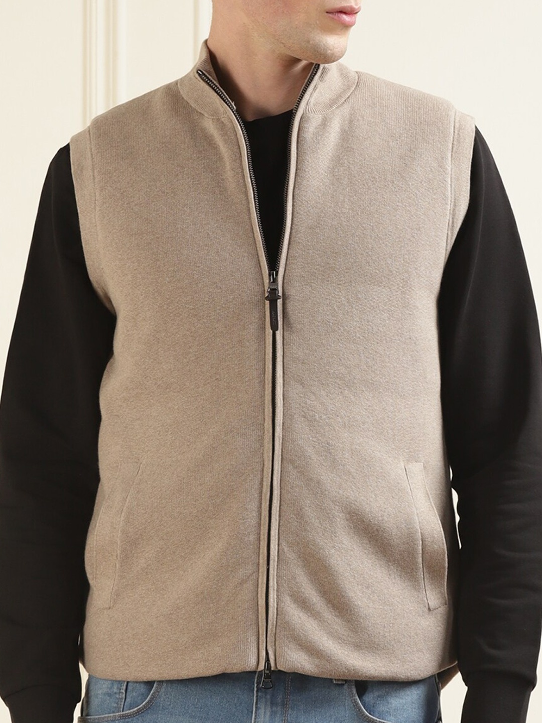 

HACKETT LONDON Men Sleeveless Cotton Padded Jacket, Brown