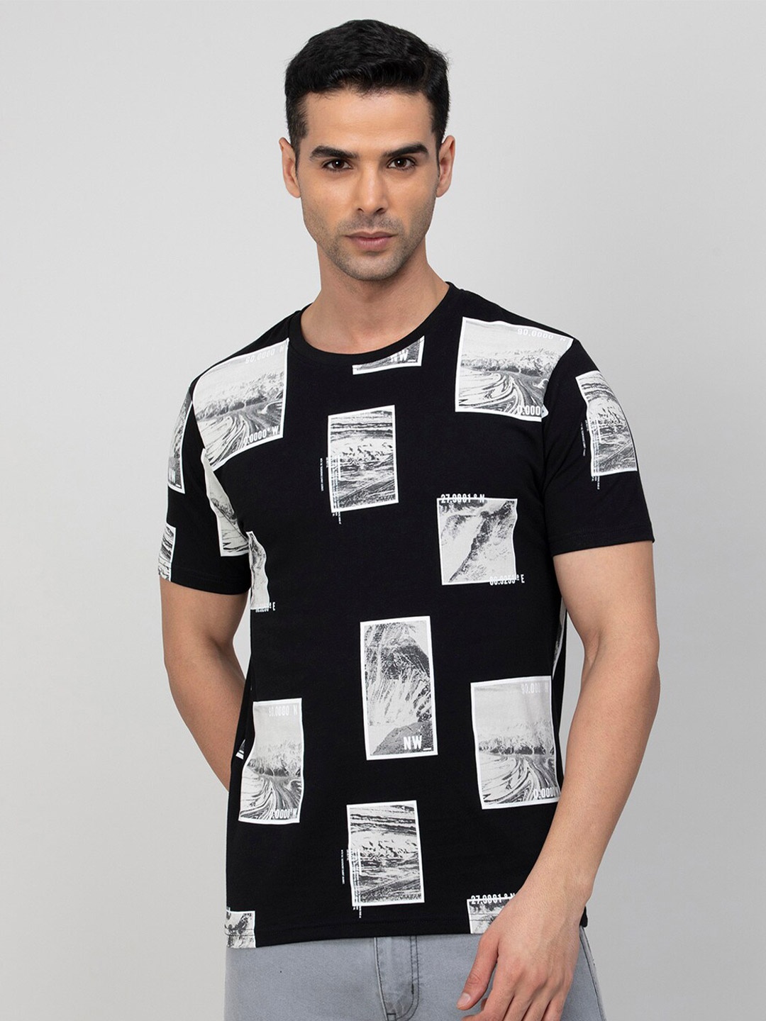 

Bossini People & Place Printed Cotton T-shirt, Black