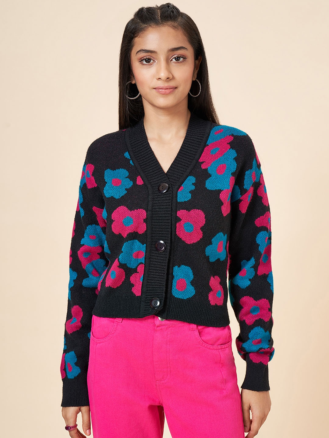 

Coolsters by Pantaloons Girls Floral Self Design Crop Cardigan, Black