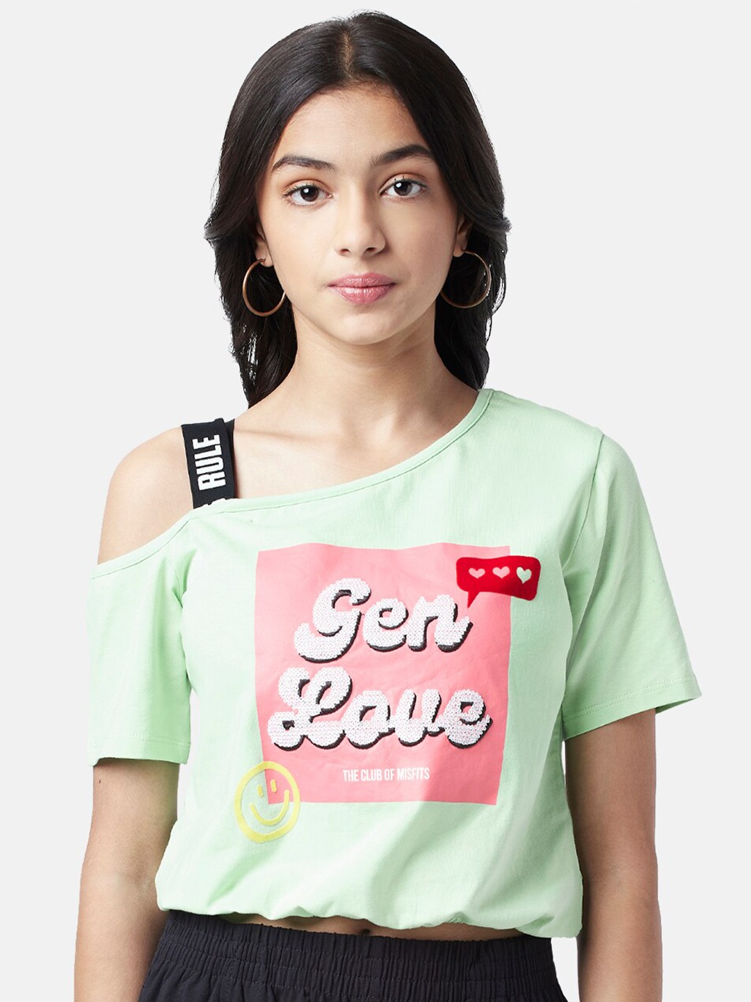 

Coolsters by Pantaloons Girls Sequinned Cold Shoulder Sleeves Cotton T-shirt, Green