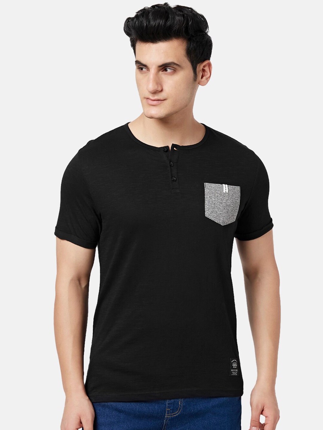

People Short Sleeves Slit Fit Cotton T-shirt, Black