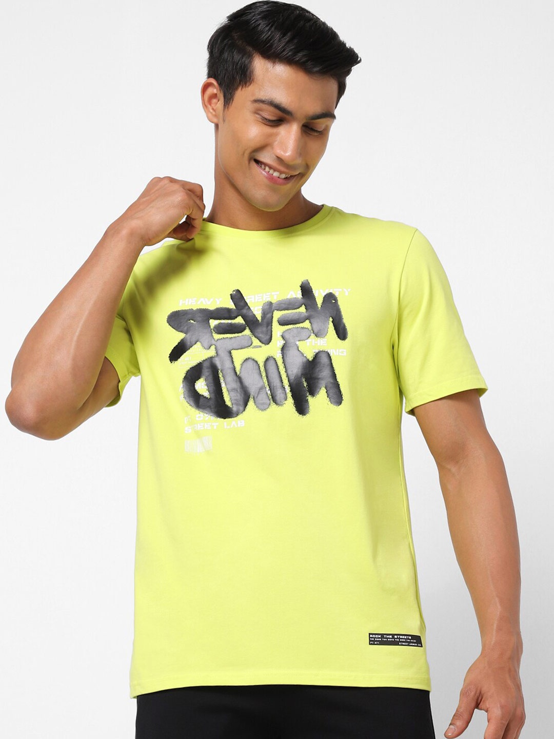 

Street Armor by Pantaloons Typography Printed T-shirt, Fluorescent green