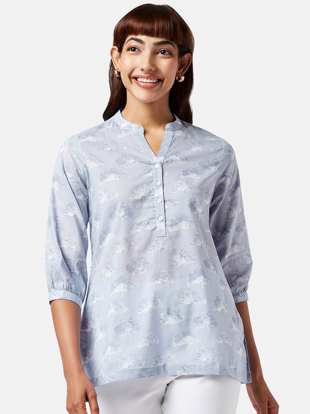 

AKKRITI BY PANTALOONS Floral Printed Cotton Mandarin Collar Tunic, Blue