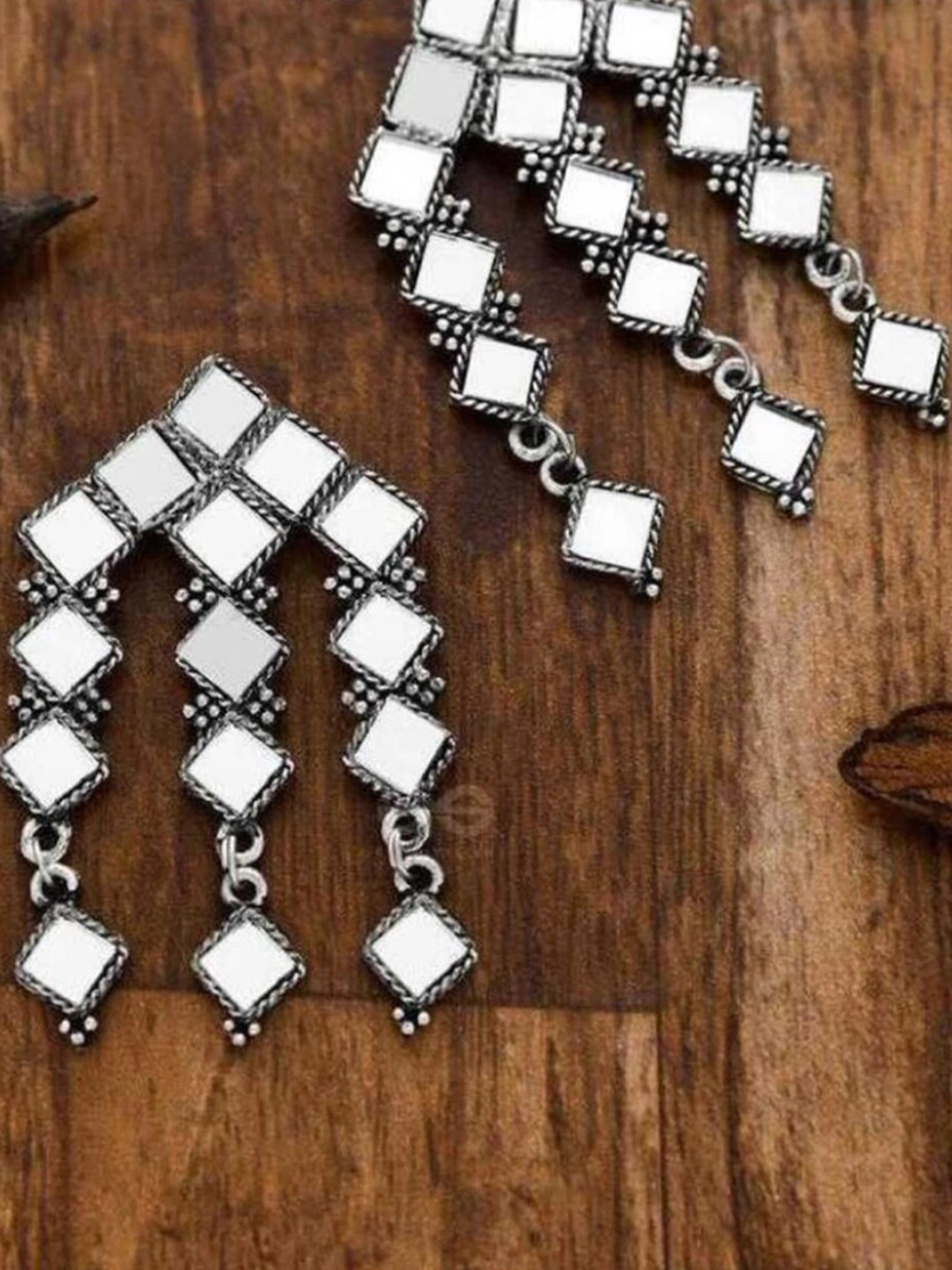 

PRASUB Oxidised Silver-Plated Beaded & Mirrored Choker Necklace Set