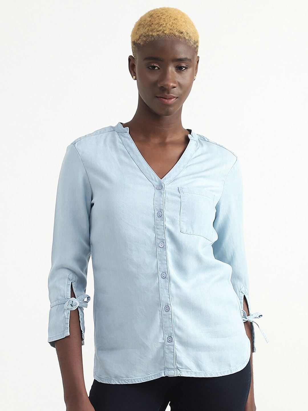 

United Colors of Benetton Mandarin Collar Shirt Style Top, Blue