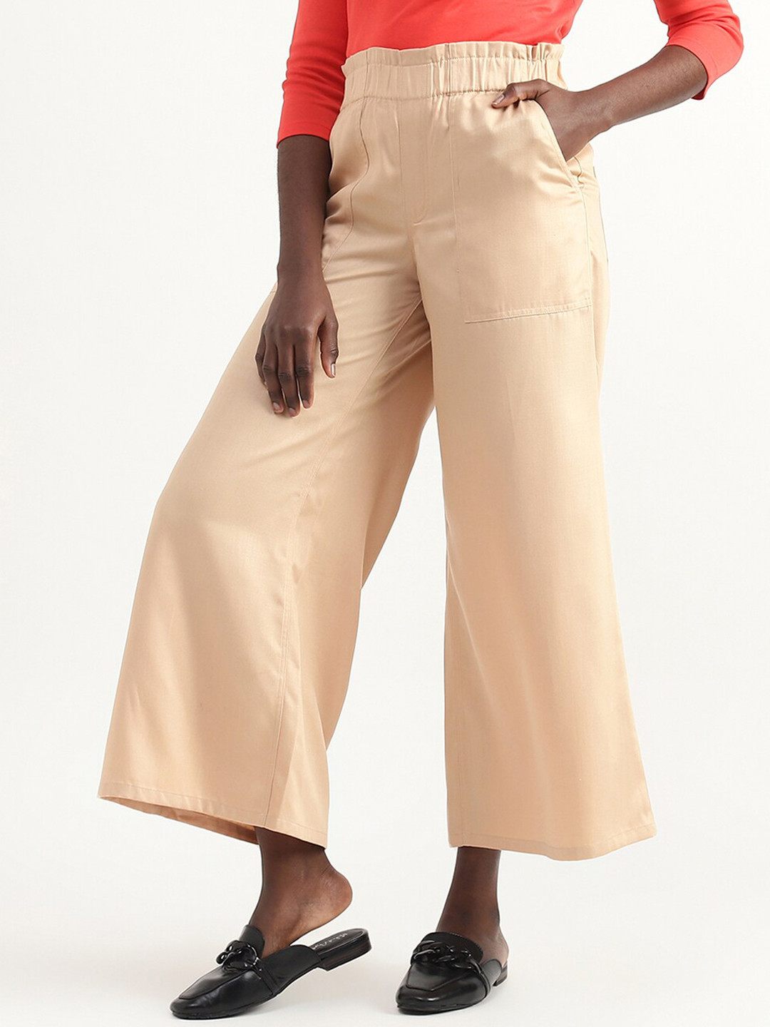 

United Colors of Benetton Women High-Rise Parallel Trousers, Beige
