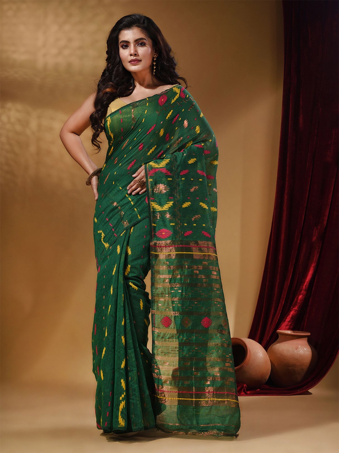 

Arhi Woven Design Zari Silk Cotton Jamdani Saree, Green