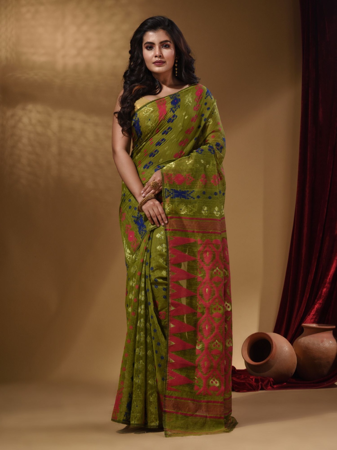

Arhi Floral Woven Design Silk Cotton Jamdani Saree, Green