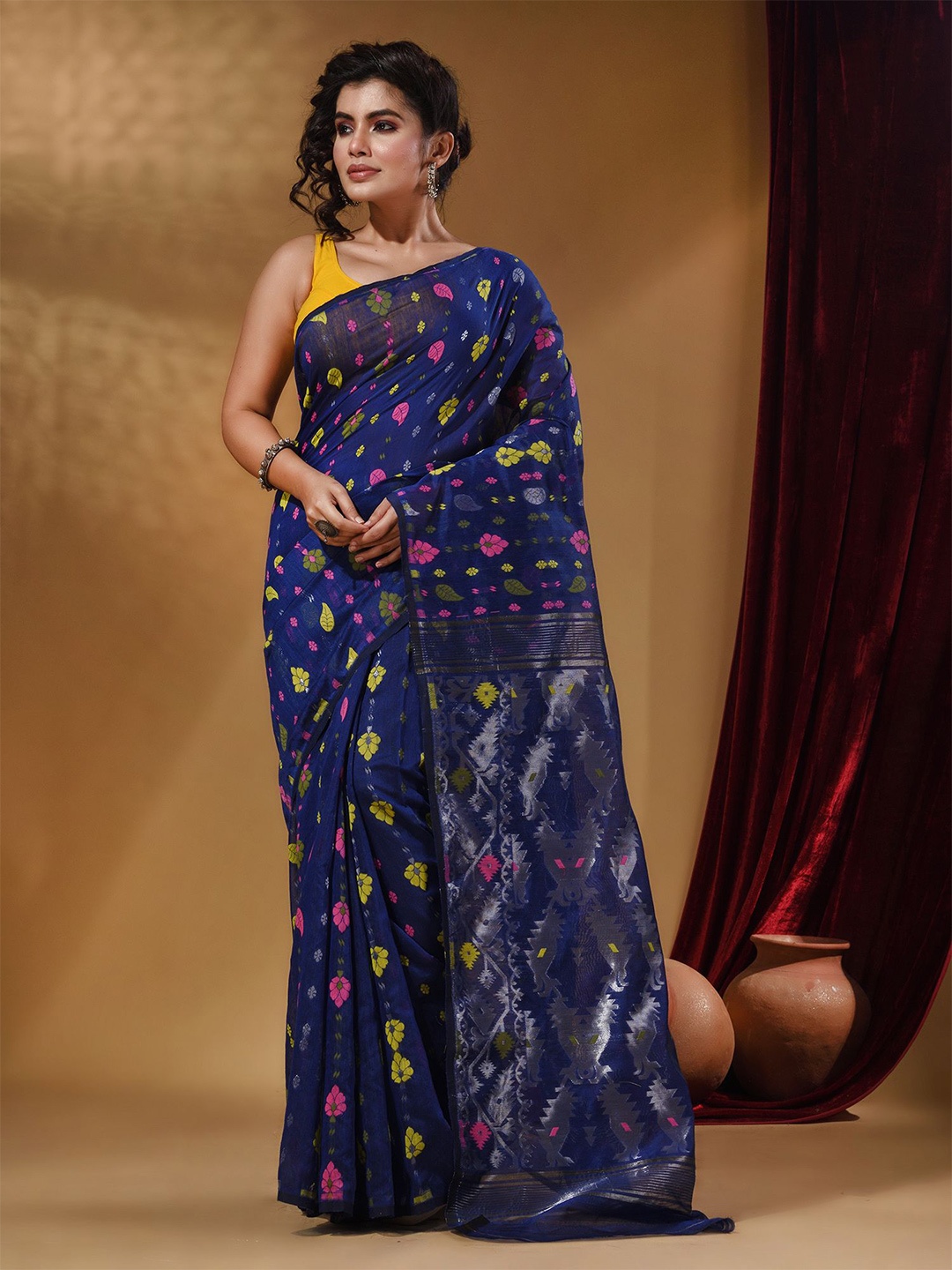 

Arhi Floral Woven Design Zari Jamdani Saree, Blue