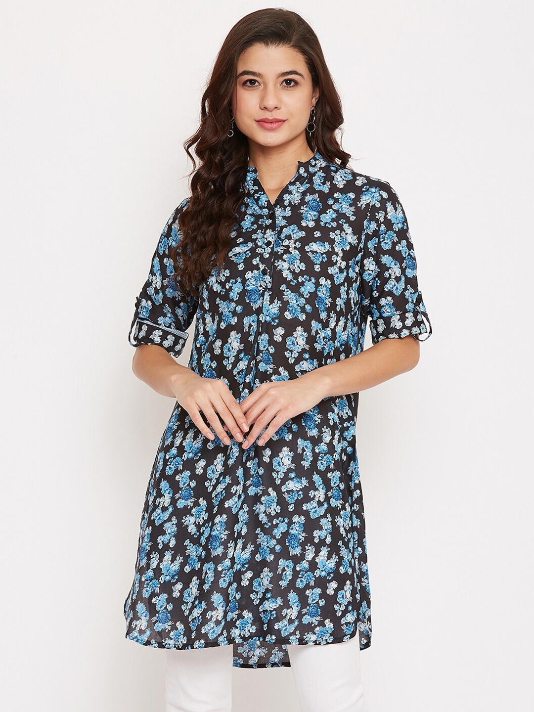 

Ruhaans Floral Printed Mandarin Collar Roll-Up Sleeves Straight Kurti, Black