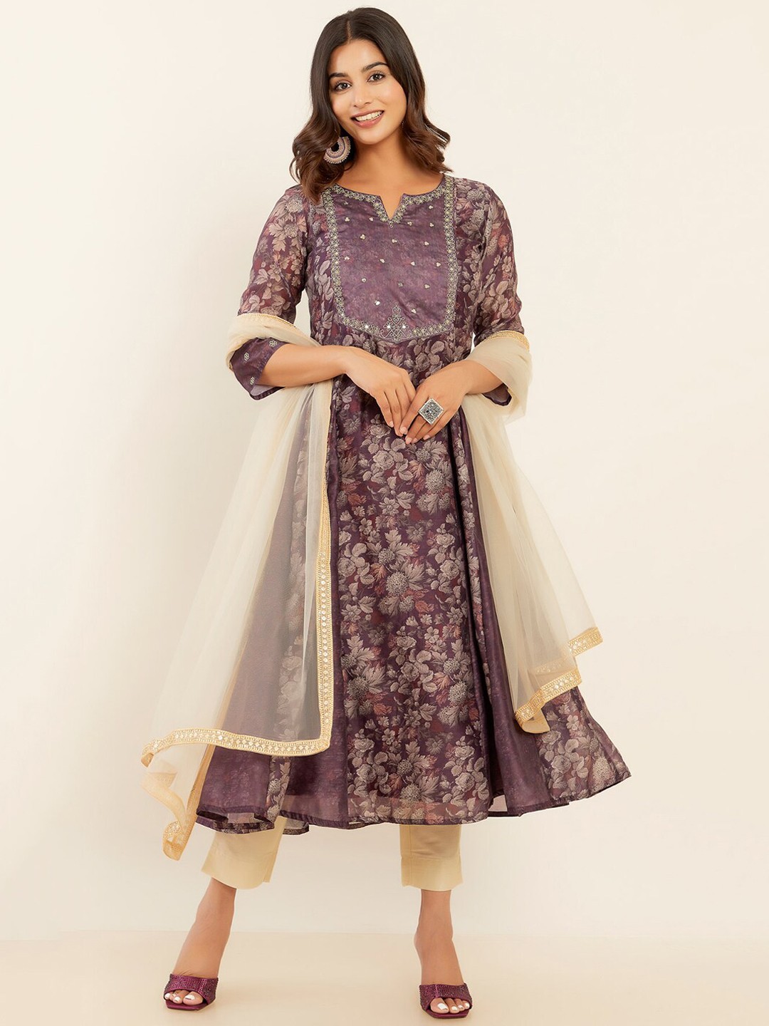 

Maybell Floral Printed Chanderi Silk Zari Kurta with Trousers & Dupatta, Purple