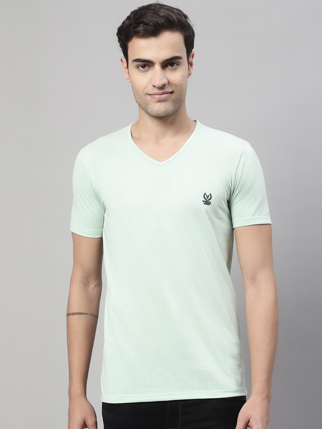

VIMAL JONNEY V-Neck Cotton T-shirt, Green