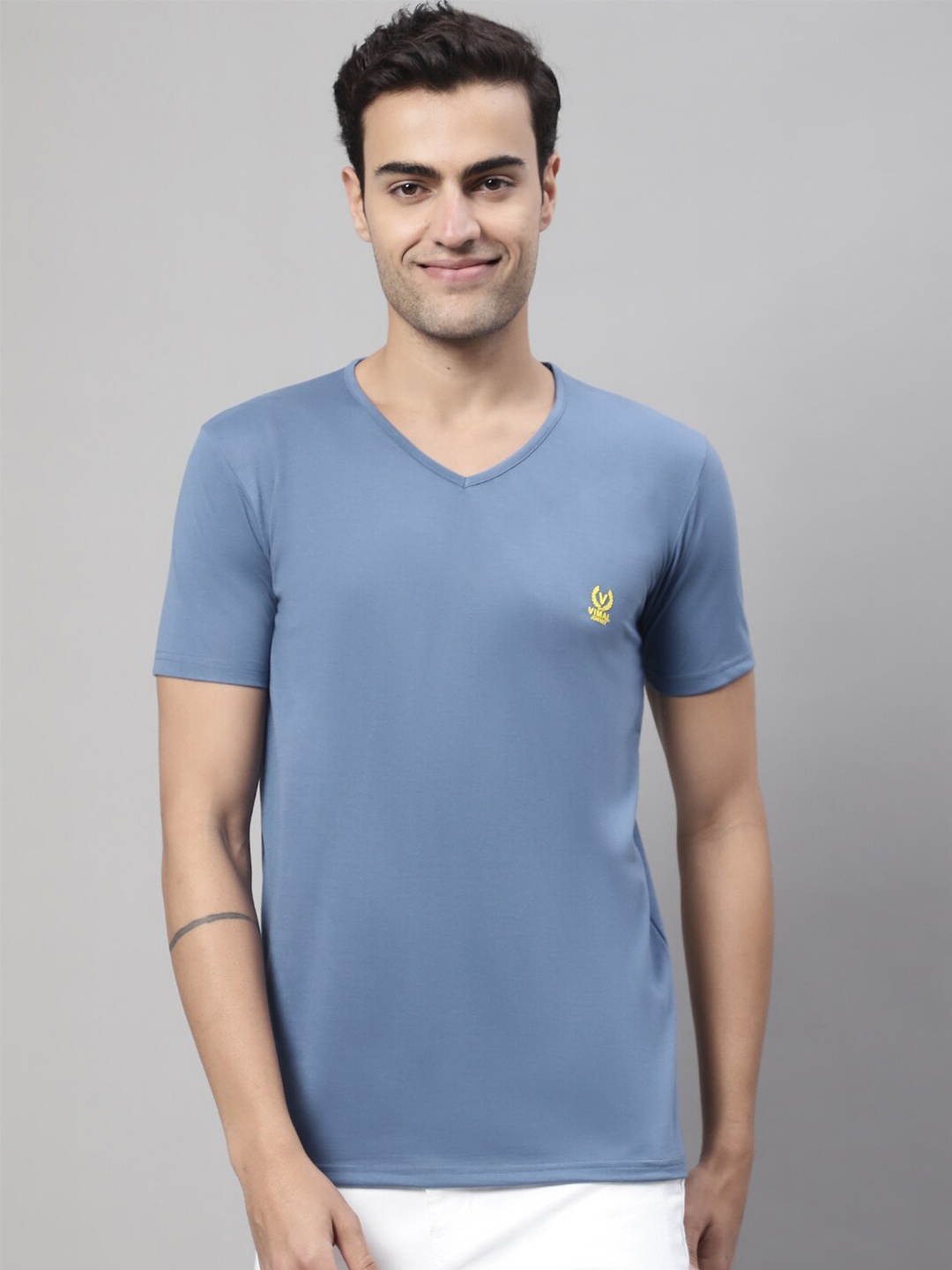 

MACK JONNEY V-Neck Cotton T-shirt, Grey