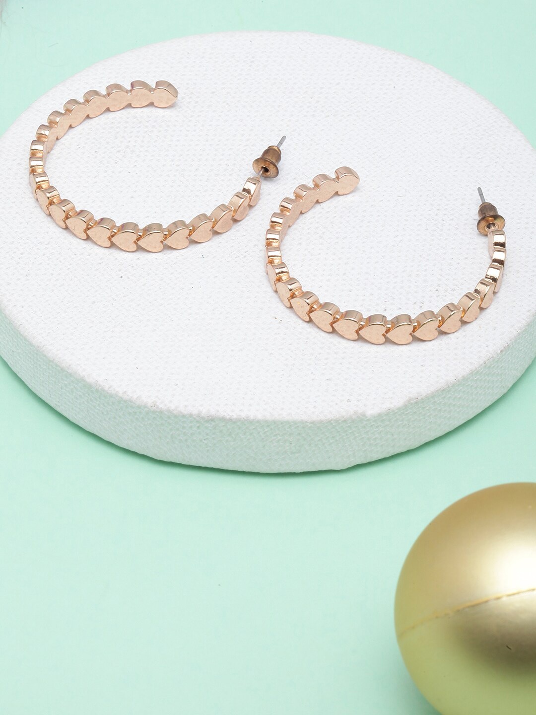 

DressBerry Gold-Plated Circular Half Hoop Earrings