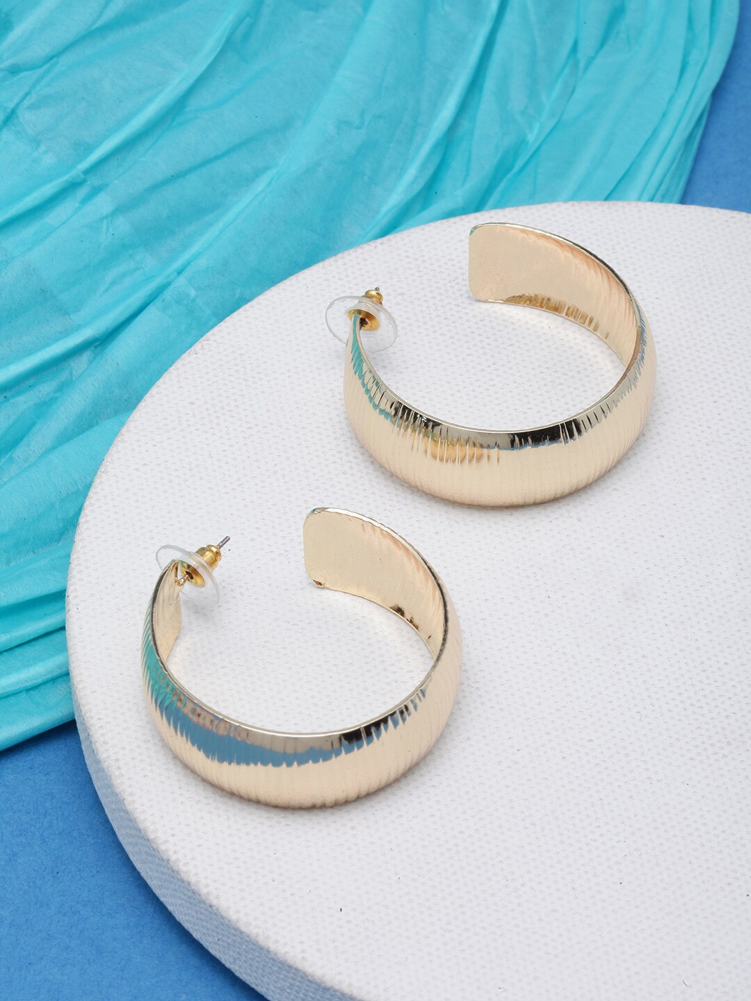 

DressBerry Gold-Plated Circular Half Hoop Earrings