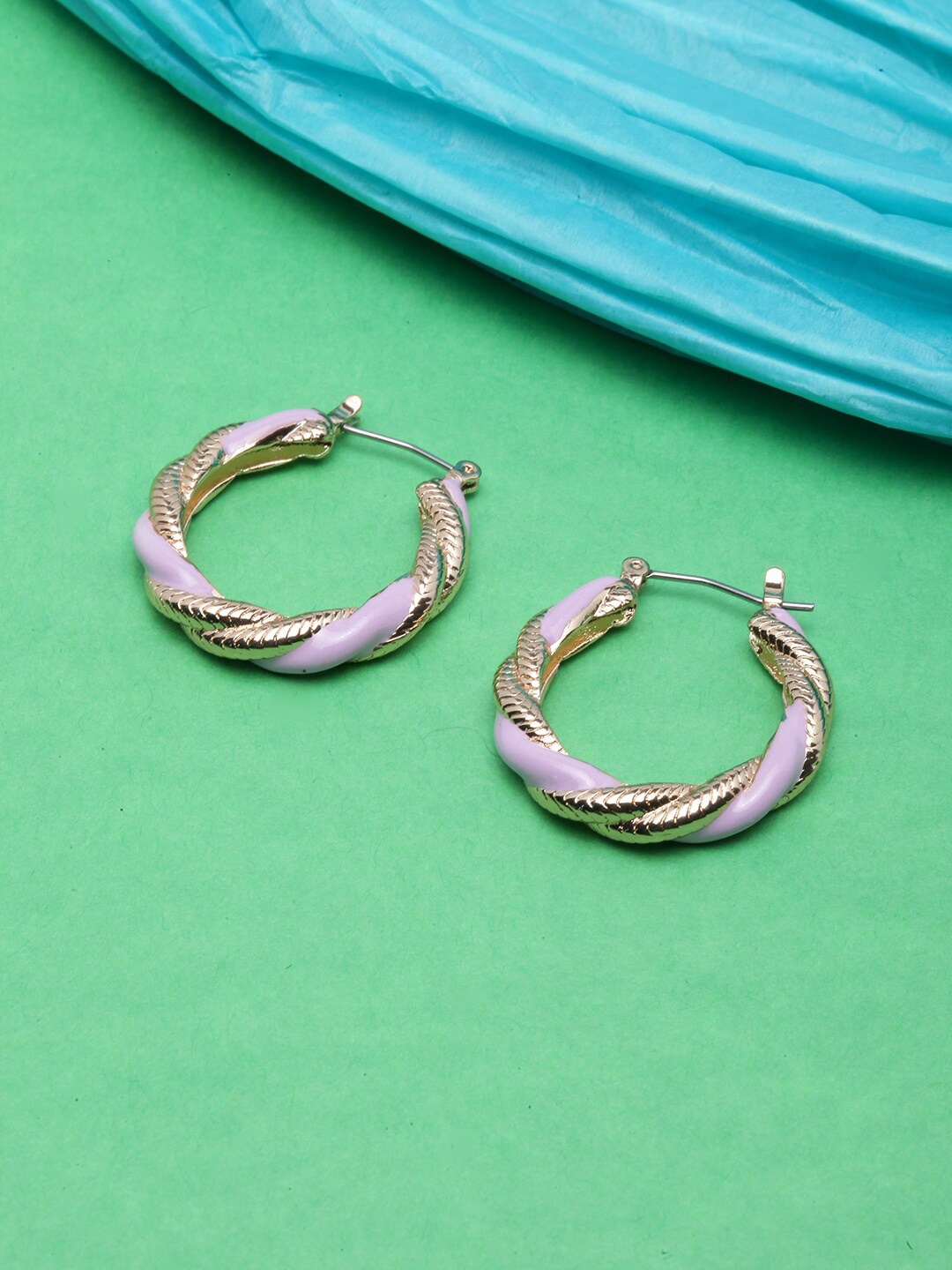 

DressBerry Gold-Plated Contemporary Hoop Earrings