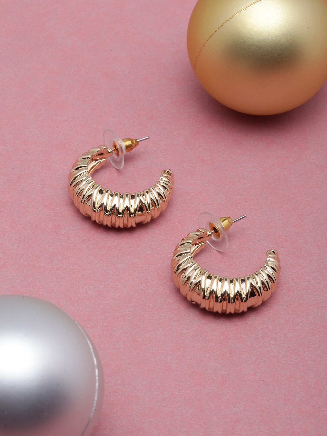 

DressBerry Gold-Plated Circular Half Hoop Earrings
