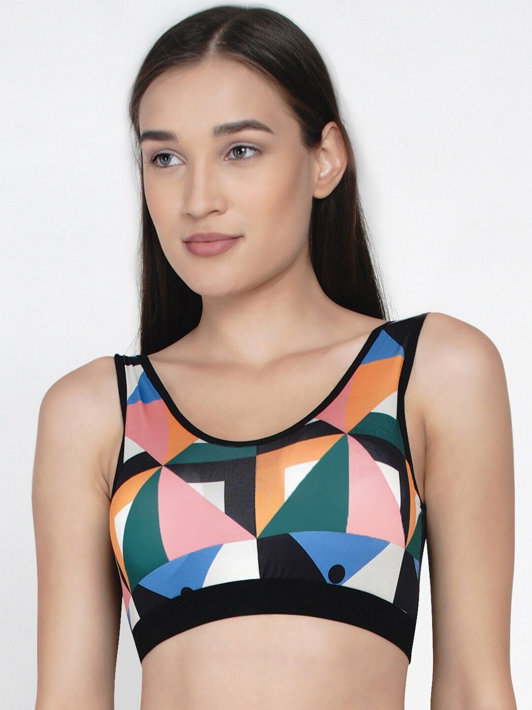 

EROTISSCH Geometric Printed Non-Wired Sports Bra, Black