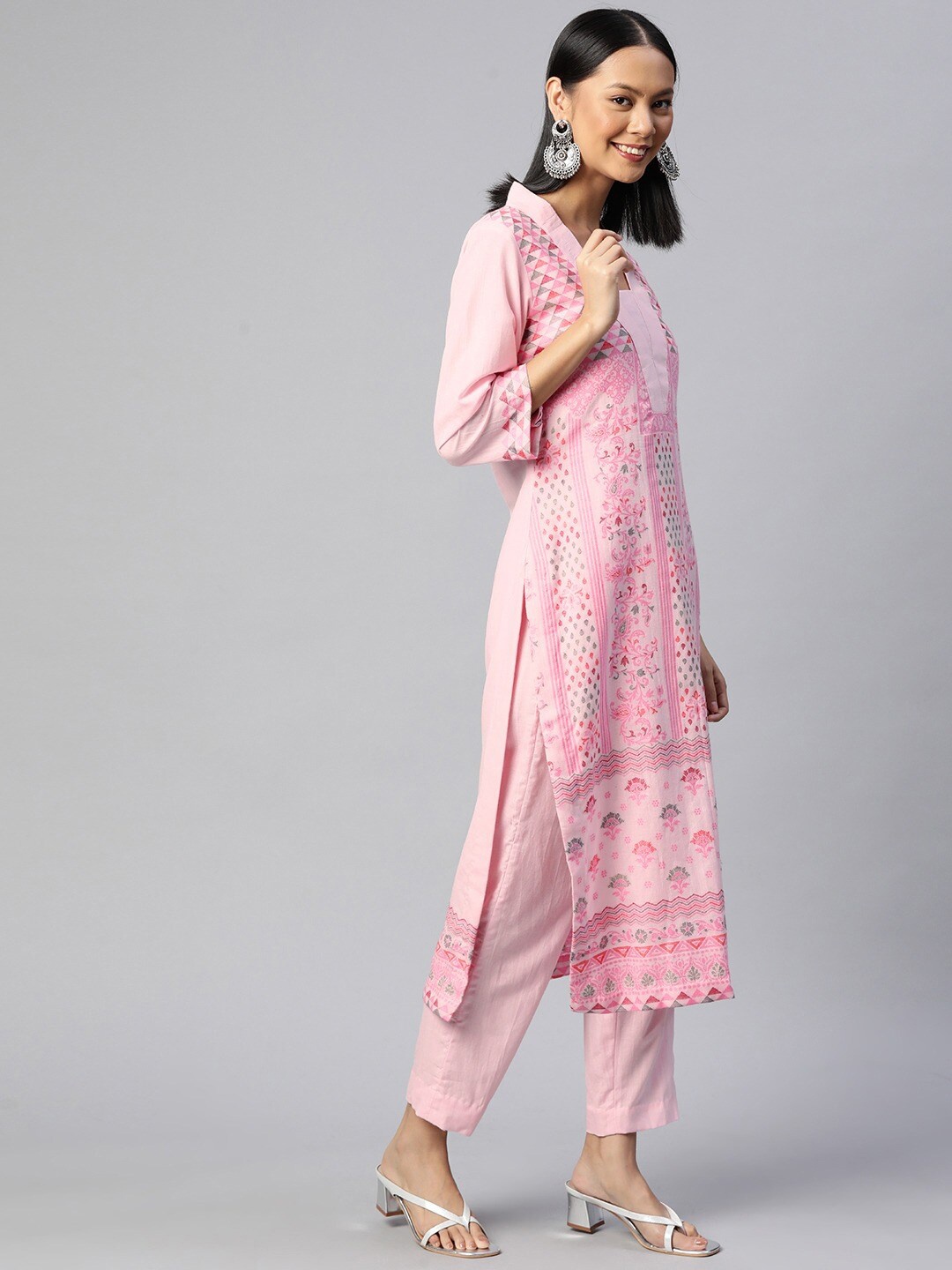 

WEAVERS VILLA Unstitched Dress Material, Pink