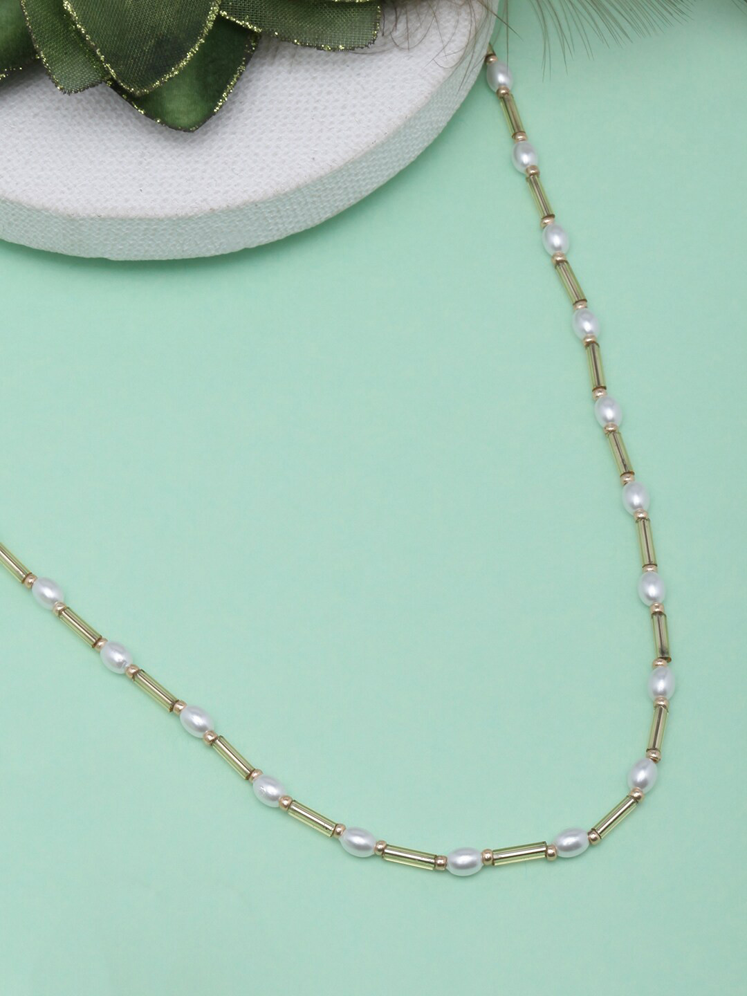 

DressBerry Brass Gold-Plated Necklace, White