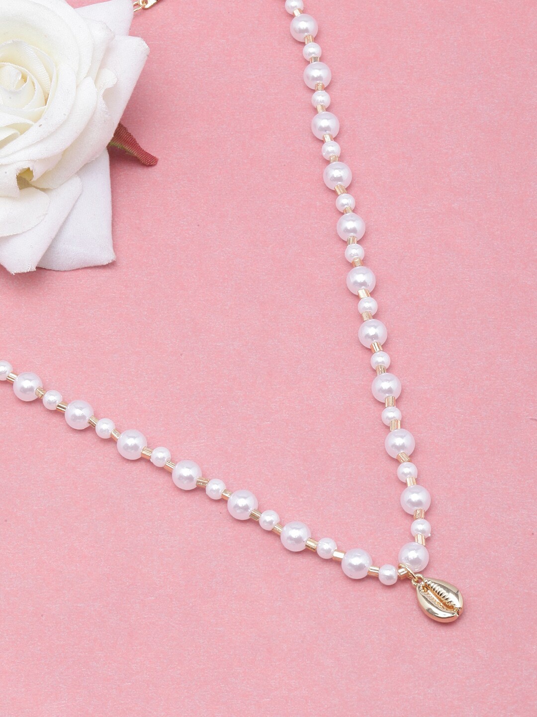 

DressBerry Brass Gold-Plated Chain, White