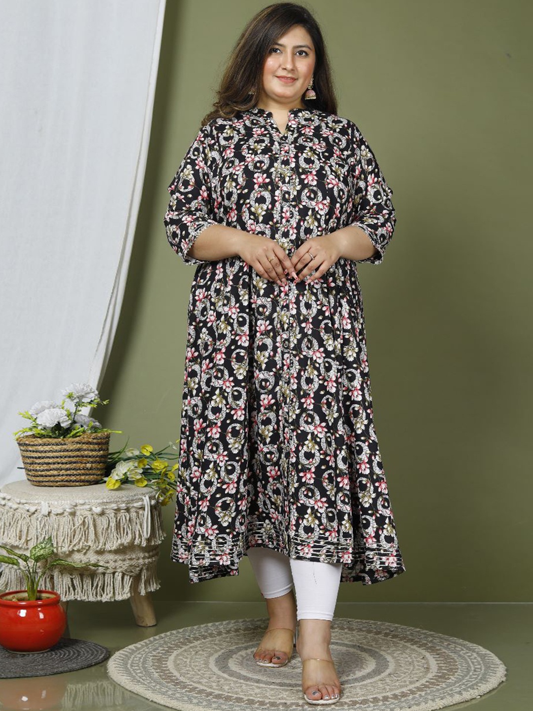 Swasti Floral Printed Anarkali Kurta, Black
