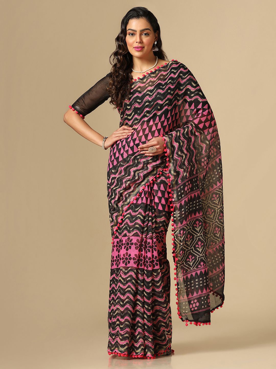 

Mitera Floral Screen Printed Saree, Pink