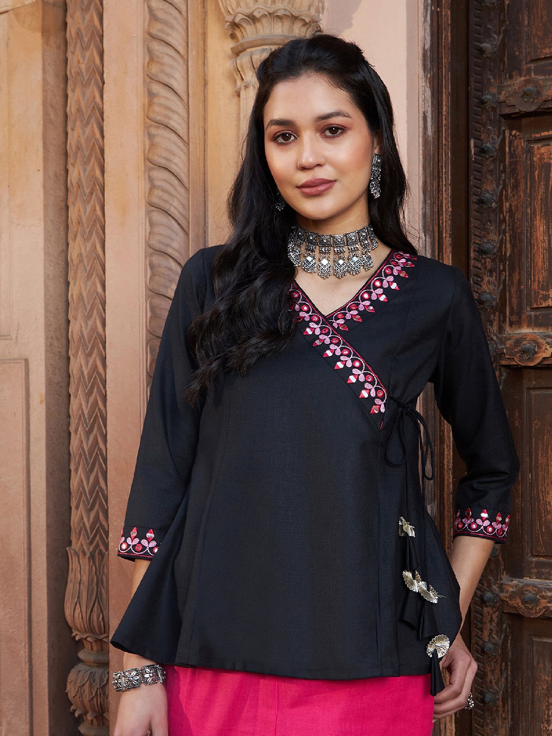 

Shae by SASSAFRAS Embroidered Angrakha Top, Black