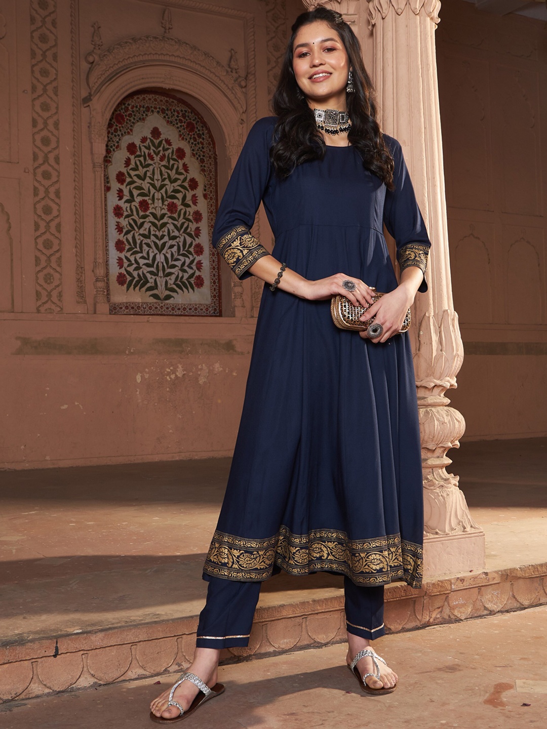 

Shae by SASSAFRAS Ethnic Motifs Printed Anarkali Kurta with Trousers, Navy blue